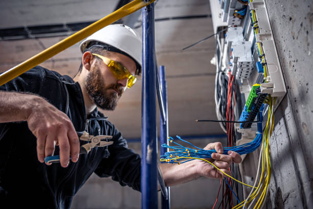 Best Electrical Contractors for Businesses  in Casselberry, FL
